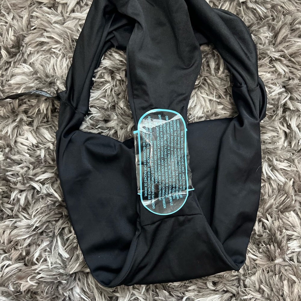 ASOS bathing suit - Picture 3 of 6